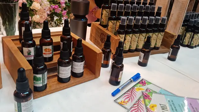 Serunya Bikin Body Mist Sendiri di Plaza Senayan Beauty Week