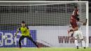 Borneo FC berbalik unggul pada menit ke-66. Francisco Torres mampu mengoyak gawang PSM seusai menerima umpan dari Marckho Meraudje. (Bola.com/Bagaskara Lazuardi)