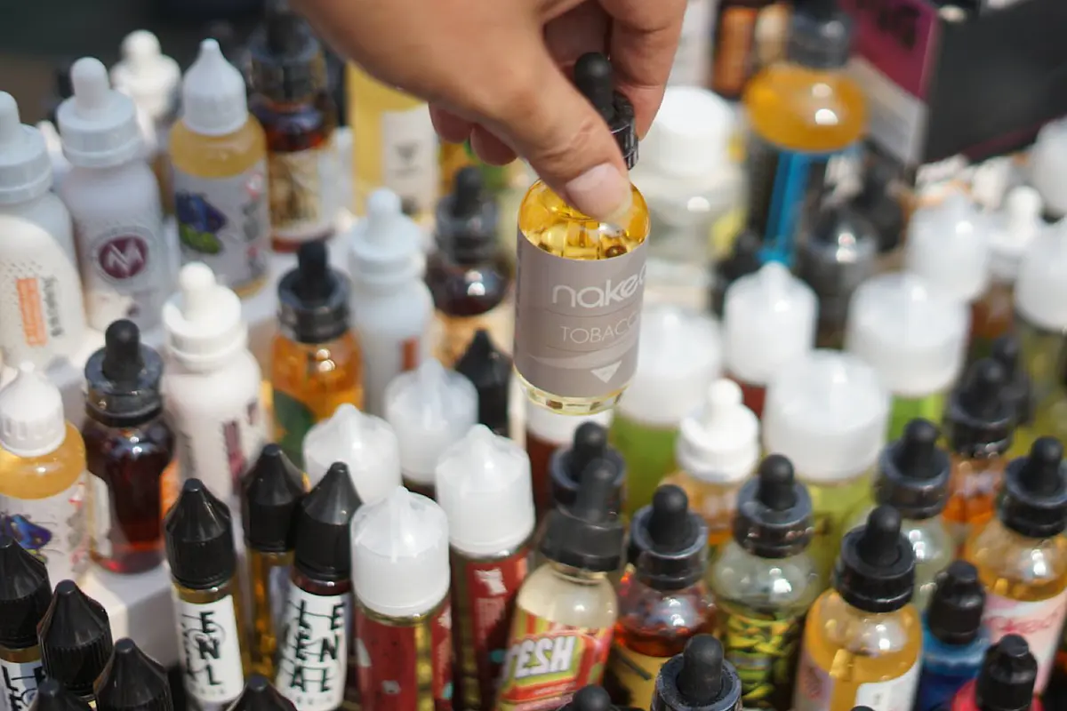 Bea Cukai Sita Jutaan Rokok dan Liquid Ilegal