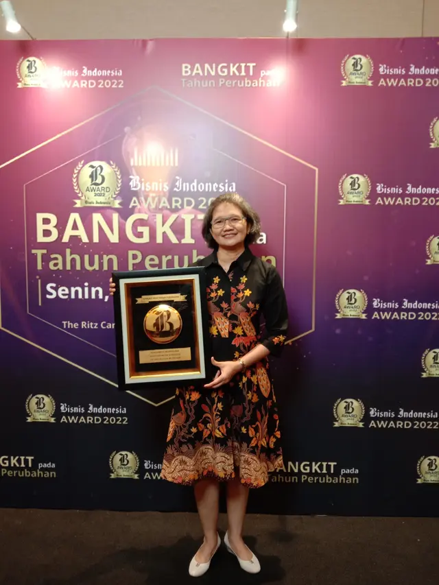 PT Surya Citra Media Televisi Tbk (SCMA) meraih penghargaan di ajang Bisnis Indonesia Award (BIA) 2022 untuk kategori Media dan Hiburan, Senin (15/8/2022).