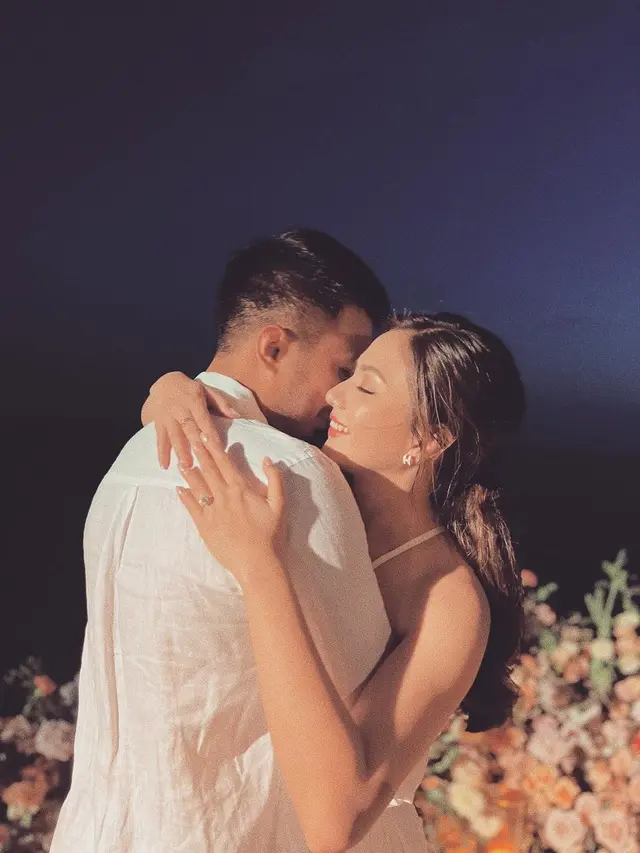 8 Momen Jessica Mila saat Dilamar Yakup Hasibuan, Romantis Banget