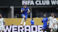 Reece James (Chelsea) menyundul bola dalam laga Club World Cup Grup D antara Chelsea dan Los Angeles FC di Atlanta (AP Photo/Mike Stewart)