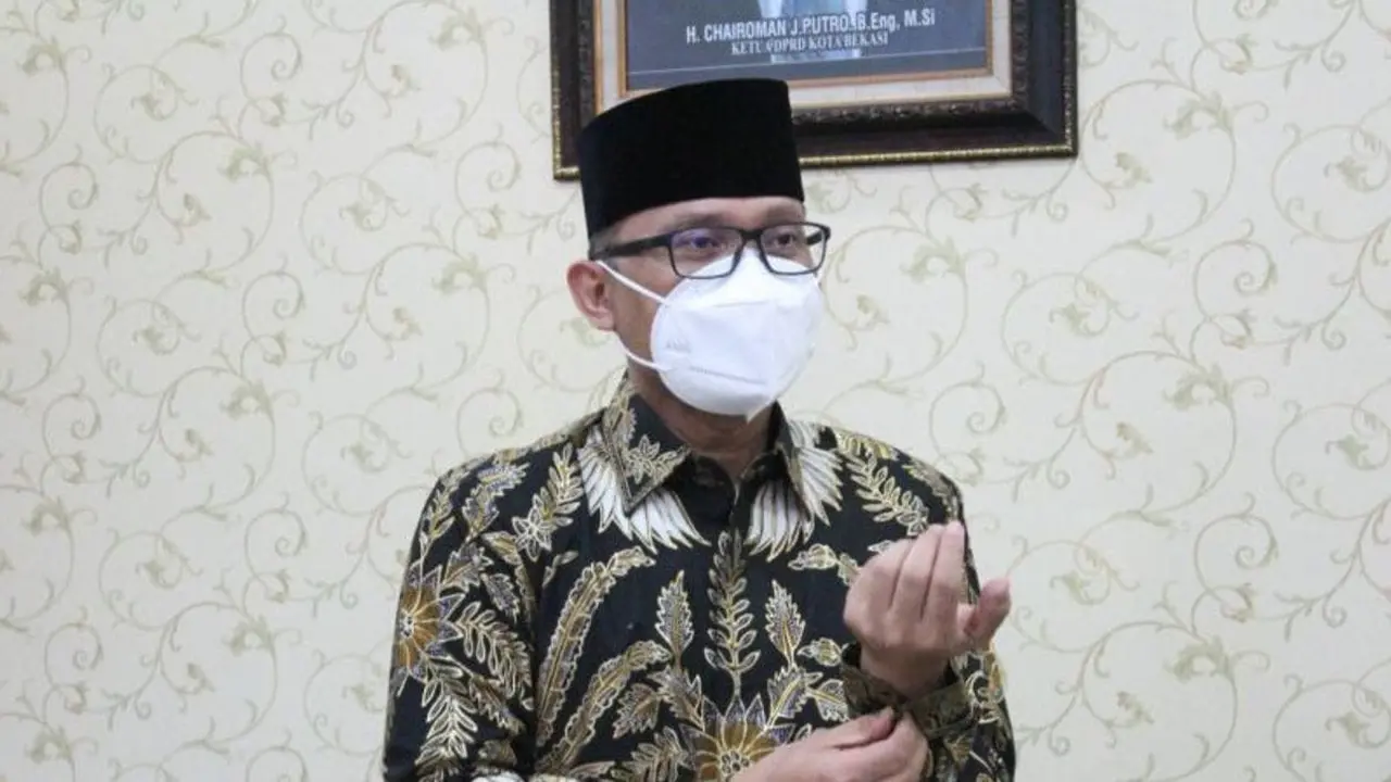 Wakil Ketua DPRD Kota Bekasi Chairoman J. Putro.