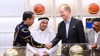 Presiden Joko Widodo atau Jokowi saar meresmikan Kantor Federasi Bola Basket Internasional atau Fédération Internationale de Basketball (FIBA) di Menara Danareksa, Jakarta, Selasa (17/9/2024). (Foto: Muchlis Jr - Biro Pers Sekretariat Presiden)