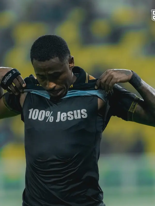 Penyerang Dewa United, Denilson Junior.