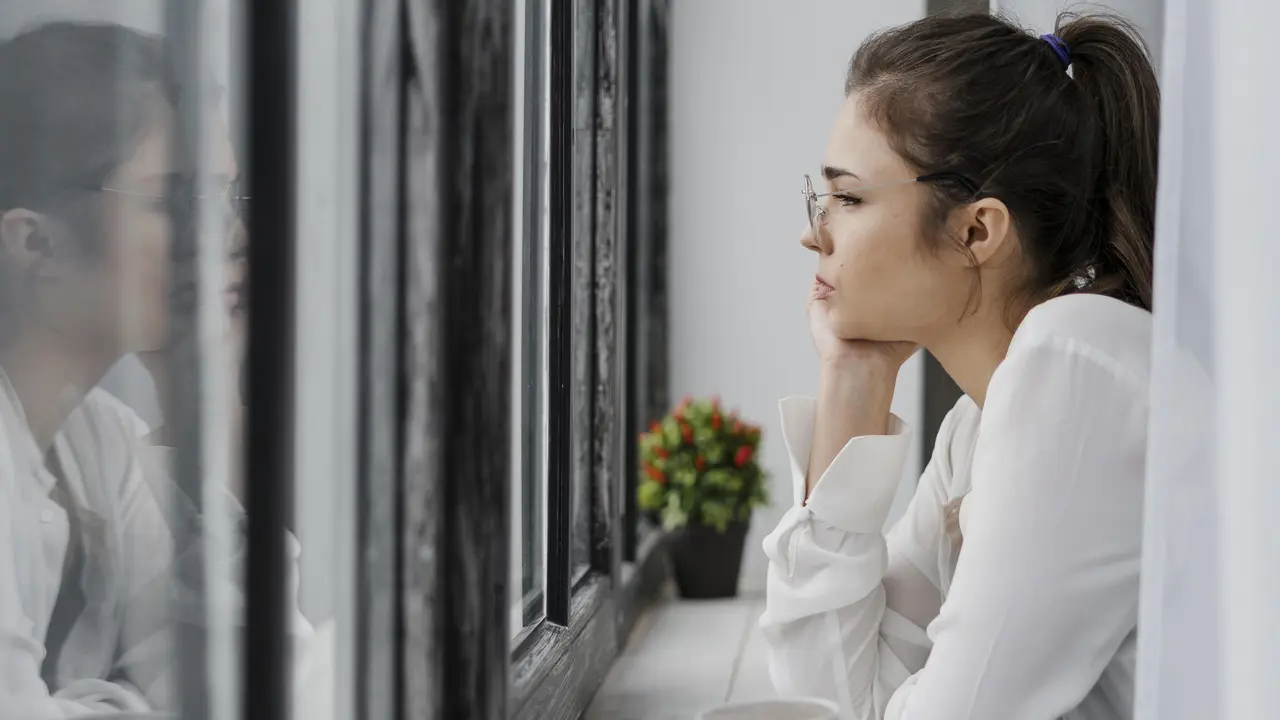 wanita november sering merendahkan
