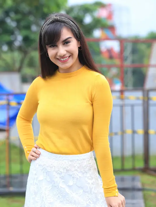 Seperti diketahui, belakangan ini, Irish Bella sedang sibuk syuting kejar tayang dalam sinetron terbarunya berjudul Berkah Cinta yang ditayangkan di SCTV. (Adrian Putra/Bintang.com)
