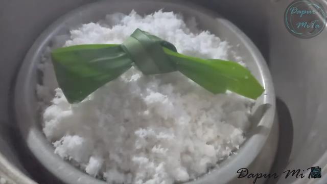 Jangan Langsung Dimasukkan Kulkas, Ini Cara Simpan Kelapa Parut  Agar Awet hingga 1 Bulan