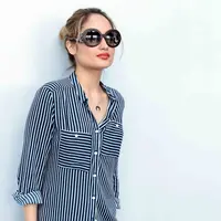 "Jadi kayak robot saja yang harus melalukan sesuatu, lama kelamaan nggak ada chemistry sungguhan. Jadi kalau diulang-ulang kan biasa saja," jelas Cinta. (Deki Prayoga/Bintang.com)