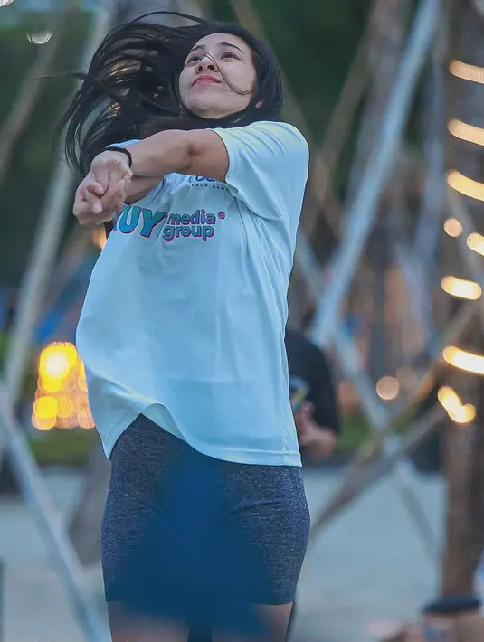 [Instagram/anyageraldine]