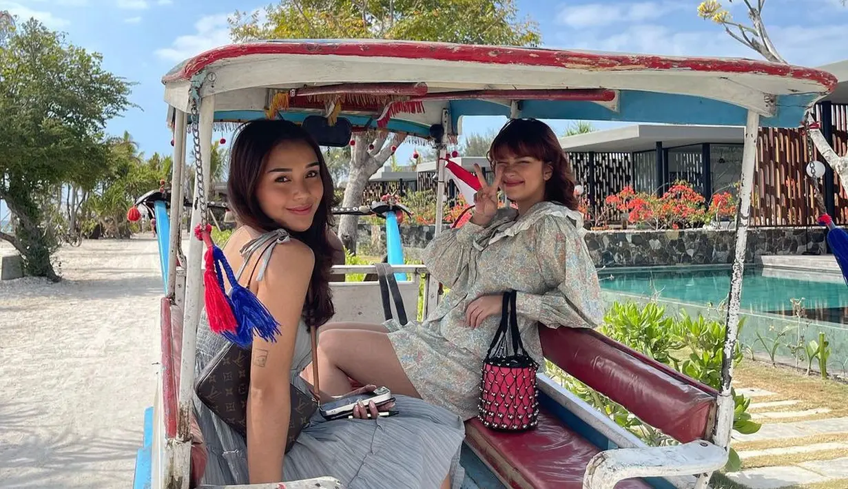 Beberapa hari lalu ia mengunggah momen liburan yang menyenangkan. Wajahnya tampak sumringah. [Instagram/rklopperr]