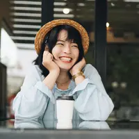 ilustrasi perempuan cantik/Mallika Home Studio/Shutterstock