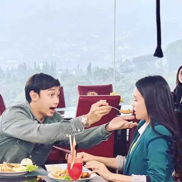 6 Potret Kebersamaan Michelle Ziudith dan Caesar Hito dalam Sinetron Baru