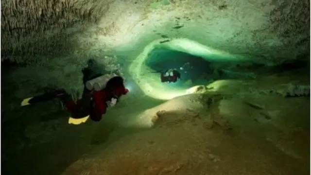 Memukau dan Misterius, 6 Fakta Gua Terdalam di Dunia