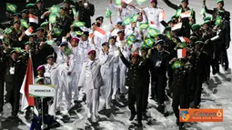Citizen6, Brazil: Kontingen TNI tampil beda pada pembukaan Olimpiade Militer Dunia Ke-5 di Brazil. Pesta pembukaan yang dihadiri oleh Presiden Brazil Dilma Rousseff ini menampilkan atlet legendaries Pele. (Pengirim: Badarudin Bakri)