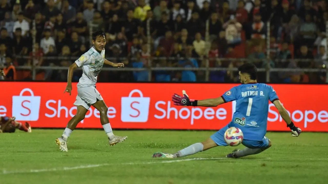 Semen Padang Vs Persib