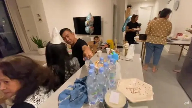 Nggak Lupa Undang Keluarga di Rumah