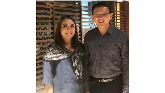 Pamer Baby Bump,6 Potret Terbaru Puput Nastiti Istri Ahok