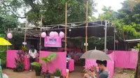 Salah satu TPS bernuansa valentine di Kota Kupang, NTT (Liputan6.com/Ola Keda)
