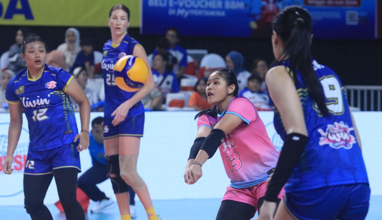 <p>Pemain Jakarta Livin Mandiri, Epsilonita Rizki menerima bola serve saat menghadapi Jakarta Pertamina Enduro pada laga seri ketiga putaran kedua PLN Mobile Proliga 2024 di GOR Ken Arok, Malang, Minggu (16/6/2024). Jakarta Livin Mandiri kalah 0-3 (19-25, 20-25, 18-25). (Dok. PBVSI)</p>