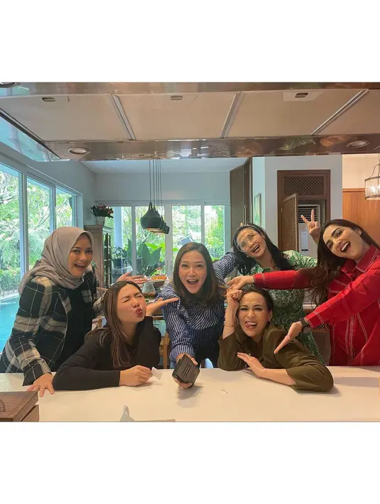 [Instagram/maiaestiantyreal]