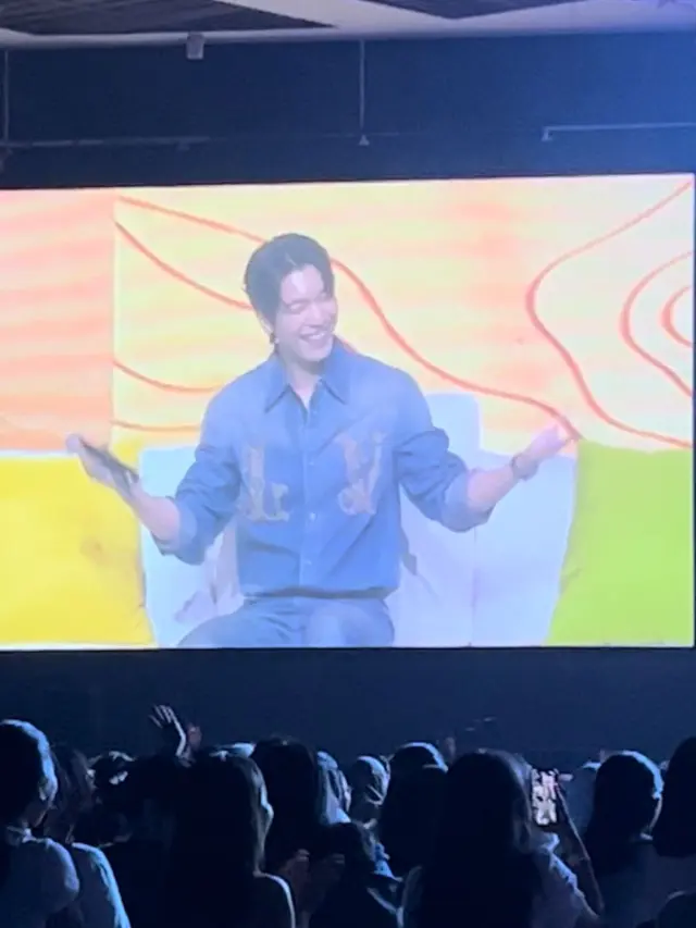 Wi Ha Jun menggelar fanmeeting 'Wi Ha Jun: A Wively Day 2024' di The Kasablanka Hall, Jakarta pada Sabtu (28/09/2024) (Fimela.com/Dok/Rianti Fitri Wulandari)