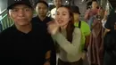 Ayu Ting Ting bersama Ayah Ojak di Pasar Tanah Abang [YouTube/Trans7 Official]