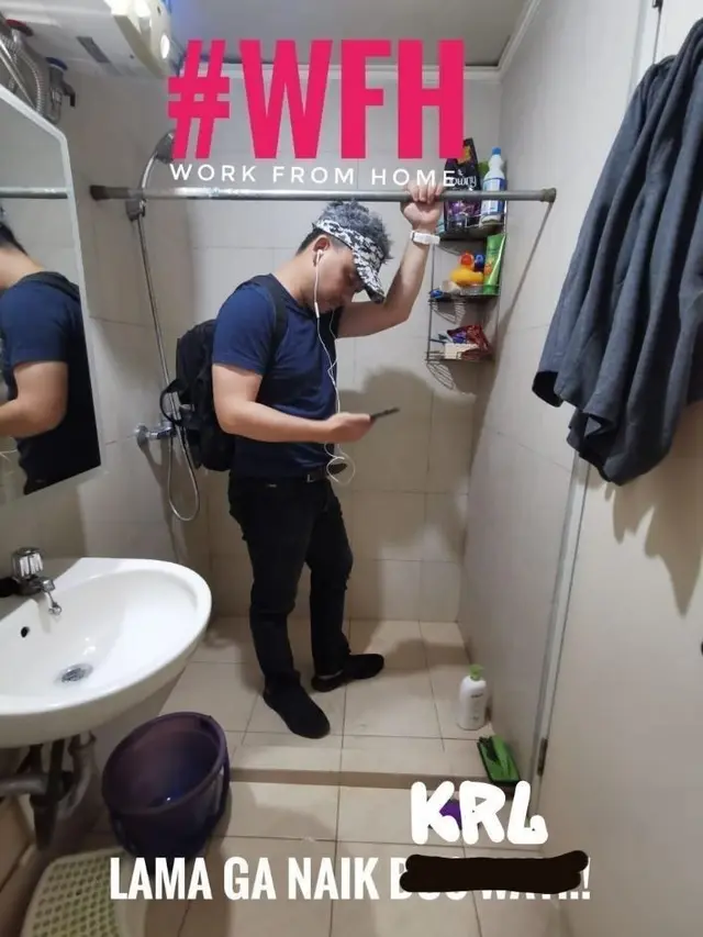 6 Kelakuan Absurd Cowok di Kamar Mandi, Lama Sampai Berjam-jam