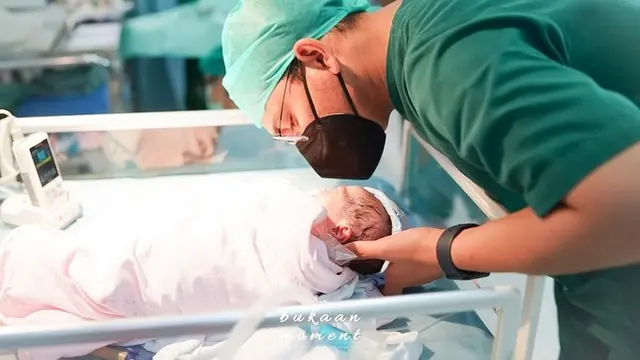 Selamat, Masayu Clara dan Qausar Harta Yudana Dikaruniai Anak Kembar dengan Nama Unik. (instagram.com/masayuclara)