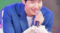 Kim Seon Ho Begitu Semringah Saat Menggelar Fan Meeting di Bangkok yang Berlokasi di Queen Sirikit National Convention Center (QSNCC) pada Sabtu (11/2) hingga Minggu (12/2) (Foto: https://twitter.com/SalvatoreHarace/status/1624762225083940865)