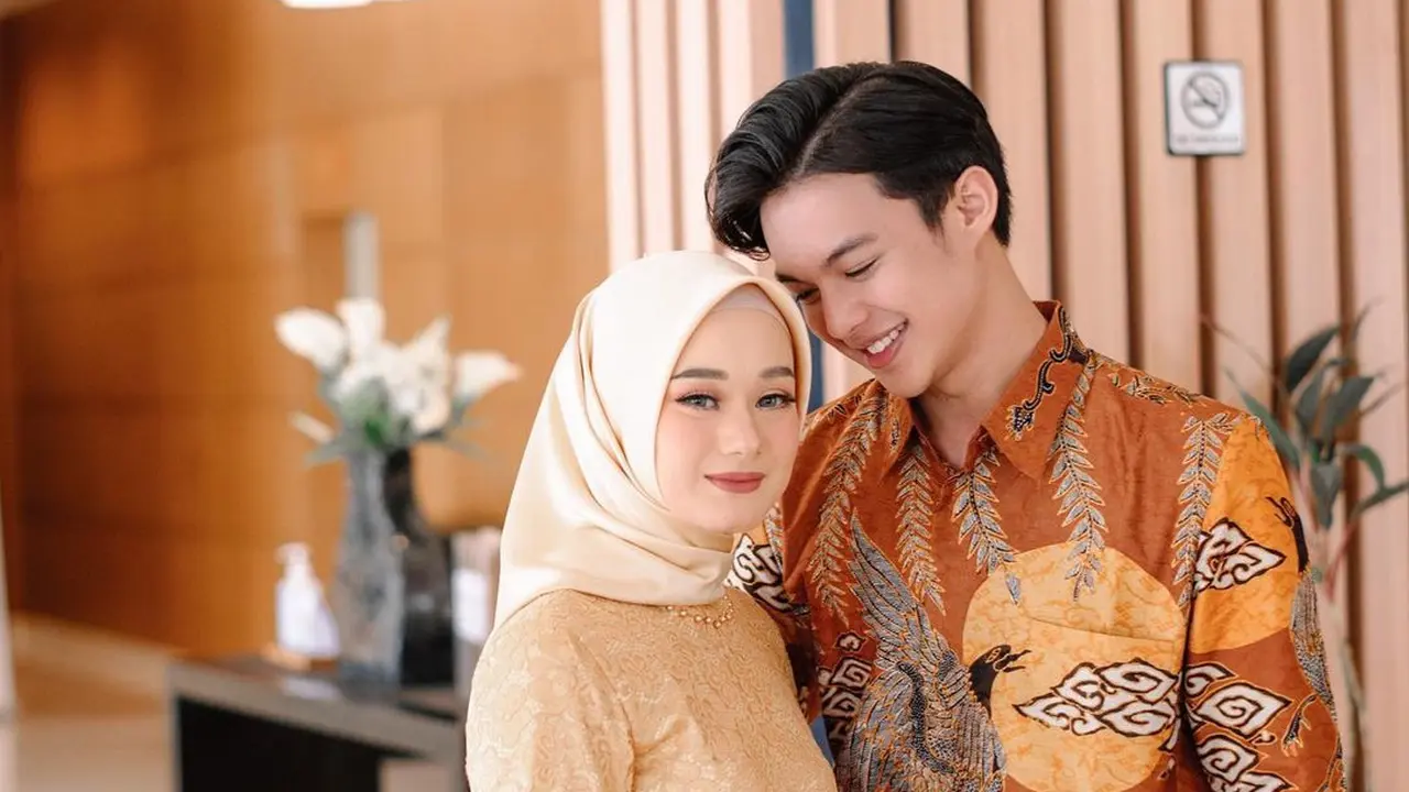 Rey Mbayang dan Dinda Hauw