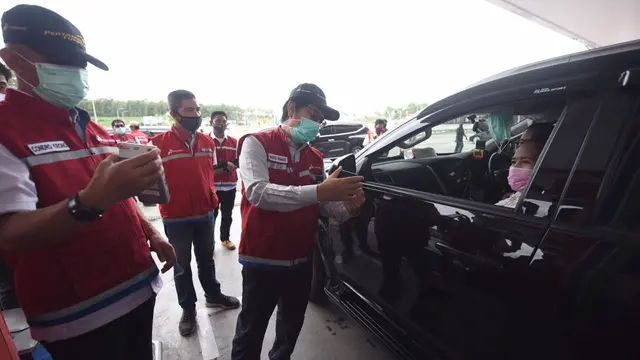 Komisaris dan Direksi Pertamina Sapa Pelanggan Setia di Jalur Tol Trans Jawa