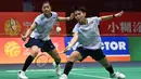 Bertanding di Ningbo, provinsi Zhejiang, Tiongkok Timur, pada Jumat 10 April 2026, Amallia Cahaya Pratiwi dan Siti Fadia Silva Ramadhanti berhasil membungkam ganda putri Jepang, Rin Iwanaga/Kie Nakanishi. Tampak dalam foto, ganda putri Indonesia, Amallia Cahaya Pratiwi (kiri) dan Siti Fadia Silva Ramadhanti saat bertanding melawan Rin Iwanaga/Kie Nakanishi (Jepang) pada babak perempat final Kejuaraan Bulu Tangkis Asia 2026 di Ningbo, provinsi Zhejiang, Tiongkok Timur pada Jumat 10 April 2026. (CN-STR/AFP) / China OUT