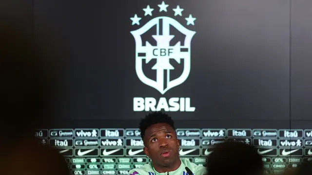 Foto: Tangis Vinicius Jr Pecah karena Sering Menjadi Korban Rasisme