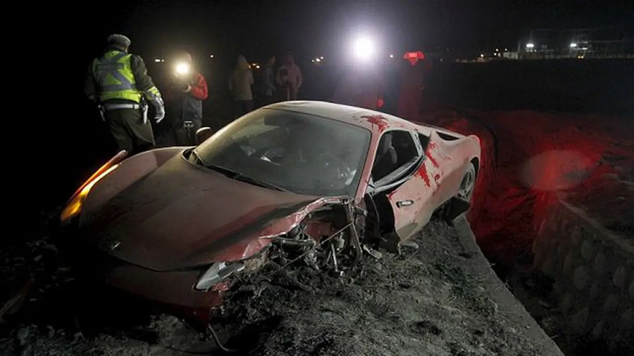 Akibat Mabuk, Ferrari 458 Milik Gelandang Juventus Ringsek