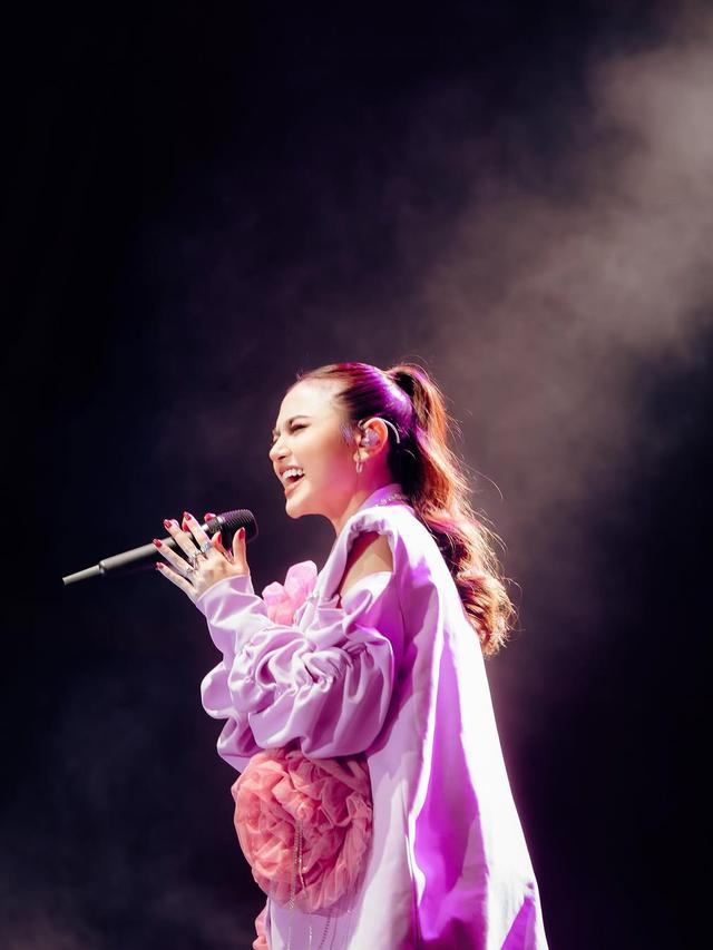 Mahalini di Panggung Terakhir Sebelum Umumkan Vakum