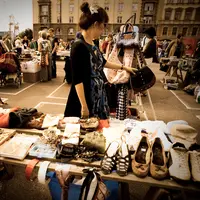 Kamu yang hobi belanja barang bekas atau secondhand sebaiknya baca tips ini dulu supaya tidak salah pilih.
