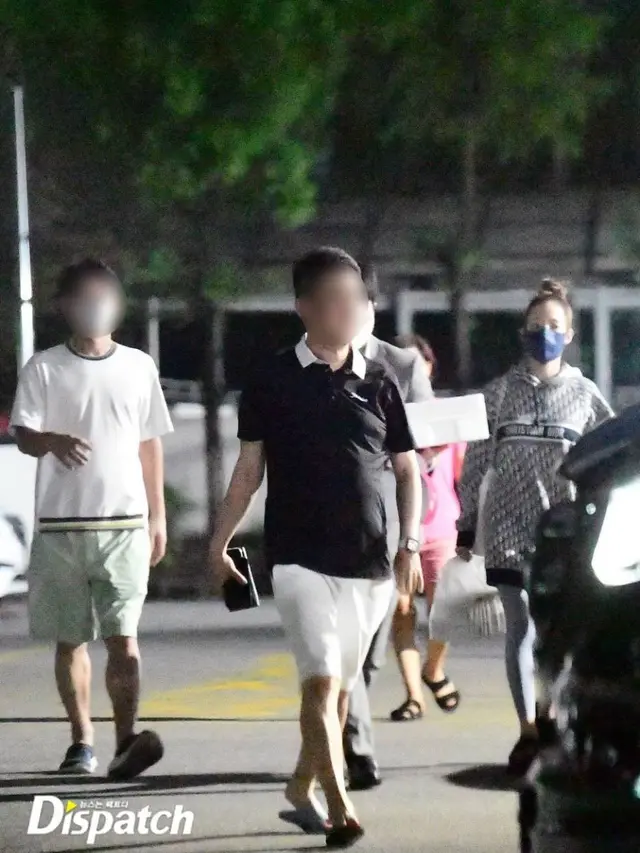 Dispatch Rilis Foto Eksklusif Kencan Park Min Young, Masa Lalu Kekasih Jadi Sorotan