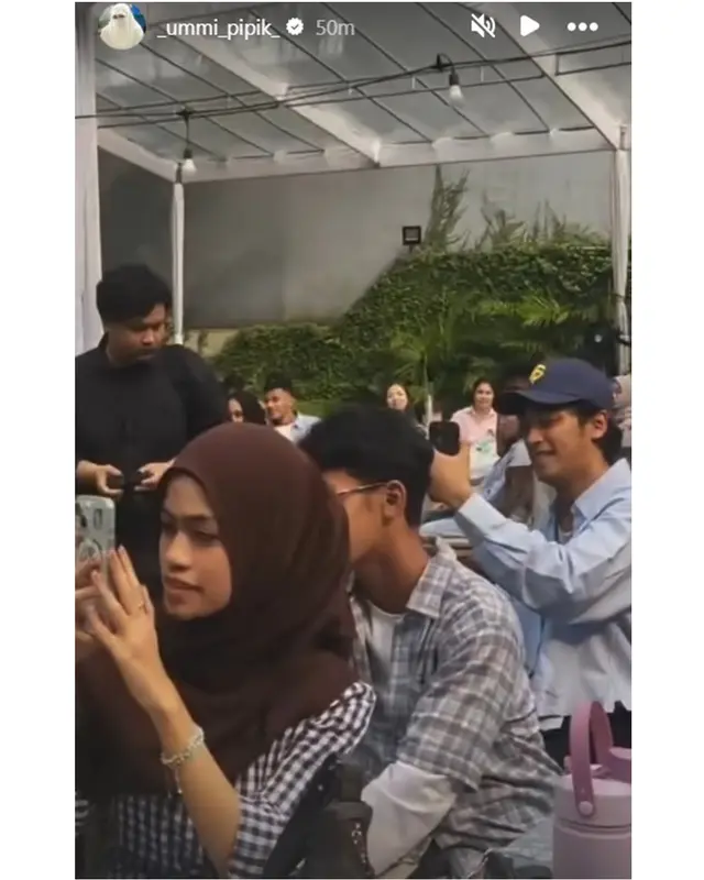 8 Potret gender reveal anak pertama Adiba Khanza dan Egy Maulana, Umi Pipik bakal punya cucu perempuan