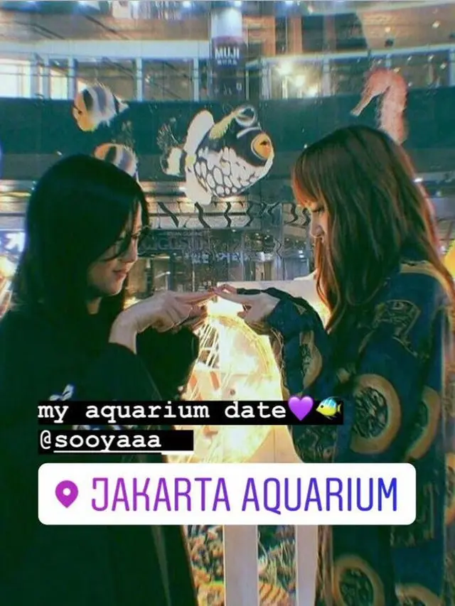 6 Editan Foto Lisa Blackpink Jika Jadi Orang Jakarta Ini Kocak