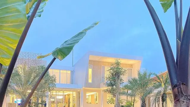 7 Potret Villa Mewah Crazy Rich Malang, Ada Kiswah Kabah dari Taqy Malik