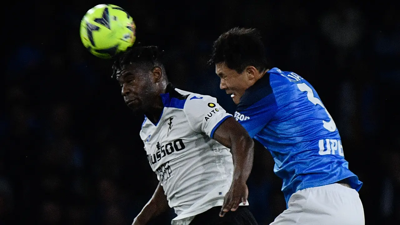 Foto: Libas Atalanta, Napoli Kembali Tancap Gas dan Makin Mantap di Puncak