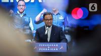 Anies Baswedan menyampaikan pernyataan kepada awak media usai menggelar rapat terbatas bersama Ketua Umum Partai Demokrat Agus Harimurti Yudhoyono (AHY) di DPP Partai Demokrat, Jakarta, Kamis (2/3/2023). Dalam rapat terbatas tersebut membahas bahwa Partai Demokrat telah resmi memberikan dukungan kepada Anies Baswedan untuk maju sebagai calon presiden pada Pemilihan Presiden 2024. (Liputan6.com/Faizal Fanani)