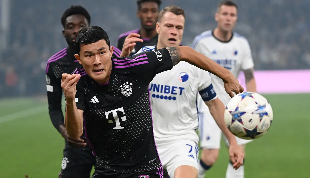 Kim Min-jae yang baru saja bergabung dengan Bayern Munchen pada awal musim 2023/2024 usai didatangkan dari Napoli, selalu bermain penuh dalam dua laga Bayern Munchen di Liga Champions musim ini. Pada matchday pertama Grup A Bayern Munchen menang 4-3 atas tamunya Manchester United dan menang 2-1 atas FC Copenhagen pada matchday kedua. (AFP/Sergei Gapon)