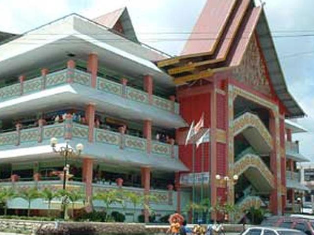 Cara Unik Gubernur Riau Kenalkan Pesona Pasar Bawah Lifestyle Liputan6 Com