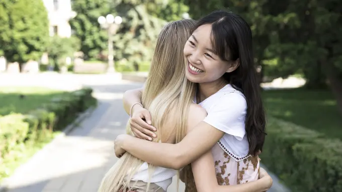 illustrasi wanita berteman