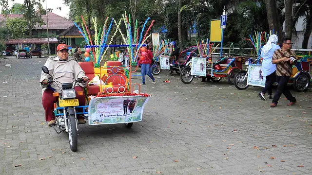 [Bintang] Bentor Kirab Kahiyang Ayu-Bobby Nasution