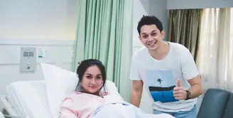Andrew Andika dan Tengku Dewi Putri (Instagram/tengkudewiputri_tdp)