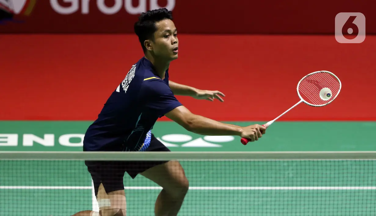 Ginting kehilangan gim pertama dengan skor 20-22. (Liputan6.com/Helmi Fithriansyah)