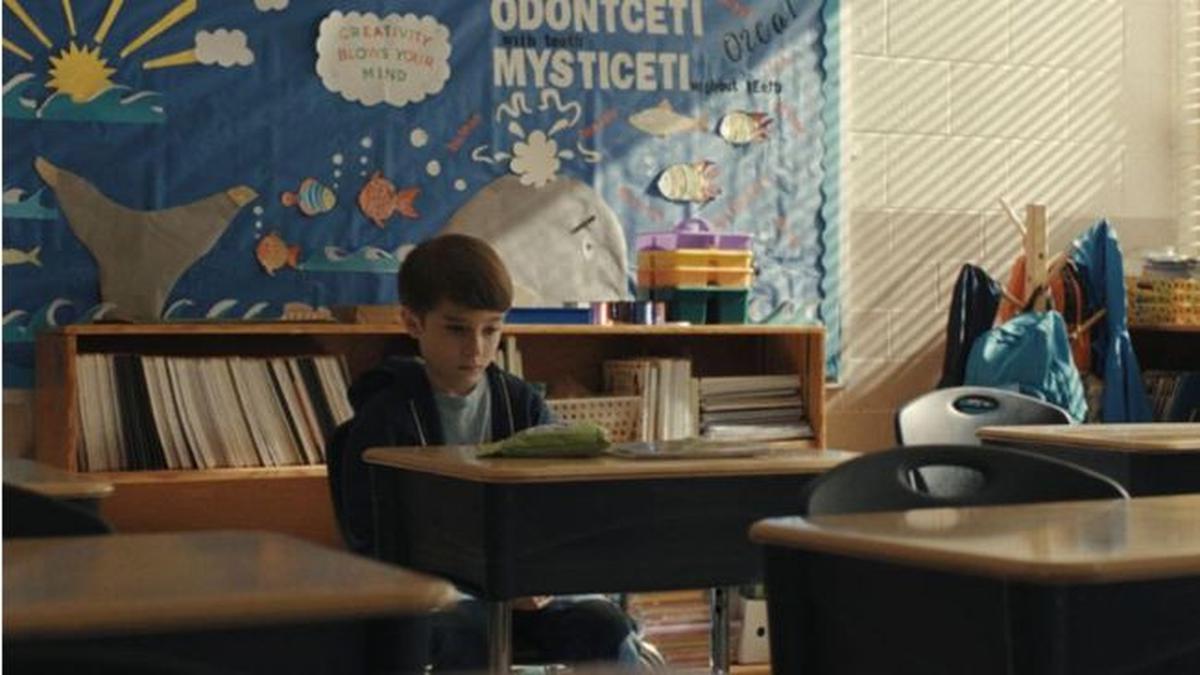 Fakta dan Sinopsis Film Weapons, Tontonan Horor Terbaru di Bioskop dengan Plot Seru Sulit Ditebak